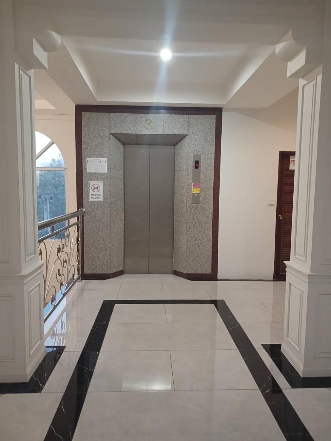 Major Grand Hotel Chum Phae Екстер'єр фото